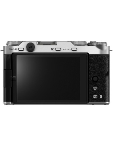 X-M5 Silver + XC 15-45mm f /3.5-5.6 OIS black